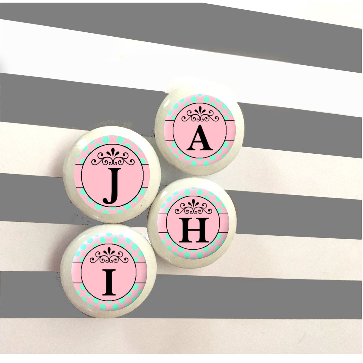 ruralgals's tweet image. 🐕 Big deals! Knobs for Kids, Alphabet Letter Knobs, Child or Baby Initials, Personalized Decor, Kids Room Decor, Playroom/Nursery. Great New Baby Gift! only at $19.96 on etsy.com/listing/466449… Hurry. #HomeDecor #CustomKnobs