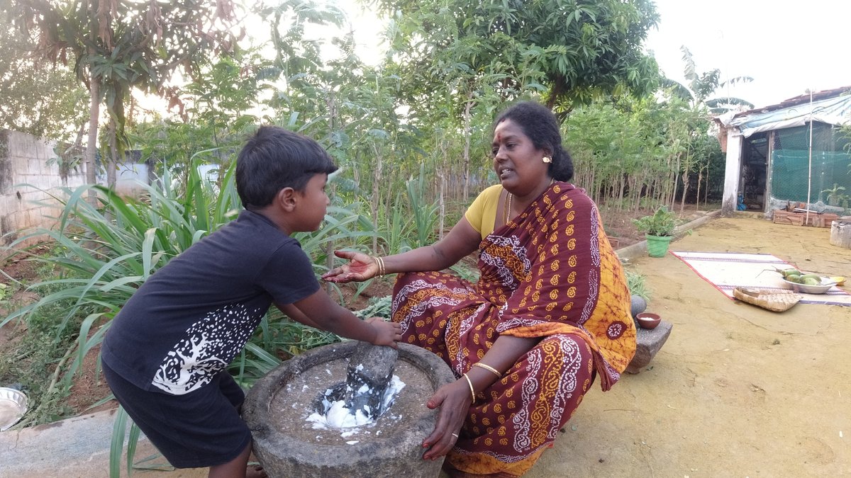pasithupusi's tweet photo. Making stills from today's episode
#Kulfi #PasithuPusi https://t.co/3pr7EgxQxB