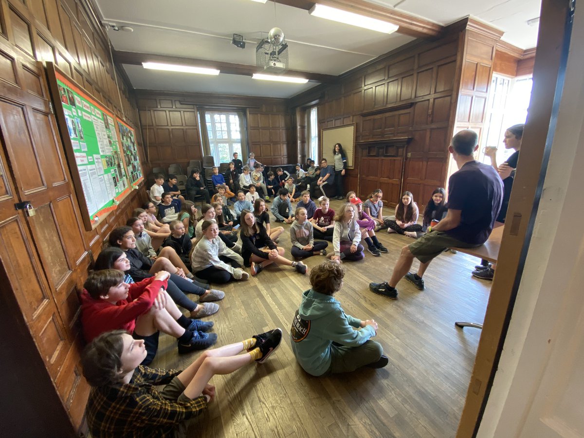 martynbeer11's tweet photo. Bright eyed and bushy tailed. Planning for the day ahead.@BoothamSchool @BoothamOutdoor https://t.co/Yeko8W2PkT