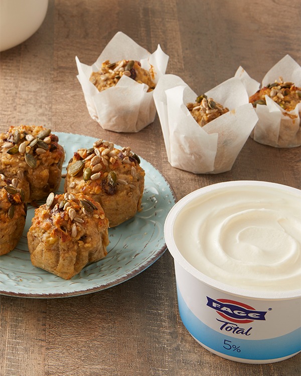 FAGE_UK's tweet photo. For a nutritious and tasty breakfast try these muffins prepared with FAGE Total yoghurt. You can even serve it with yoghurt on the side. You’ll love the result!
https://t.co/8cXoXjqXm5
#FageTotal #FAGE #Plainextraordinary #breakfast https://t.co/saa8KJbppo