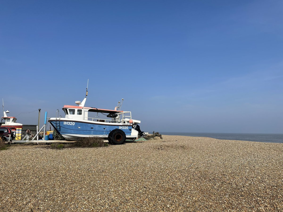 postcardsuffolk's tweet photo. So lovely to have the blue skies and sunshine back in #suffolk this week! Have a great weekend 😀 https://t.co/o5y0VAPUJC