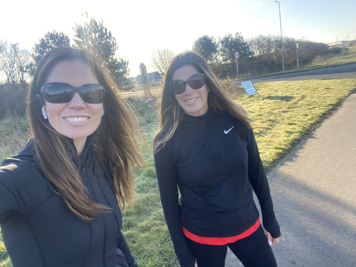 NicolaBuchan2's tweet photo. When you bump into another #rallyforresearch @FriendsofANCHOR โฅ๏ธ@NicolaDrummon15 #sunnymorning #weekendvibes #gettinginthesteps https://t.co/lQo6WMk7lp