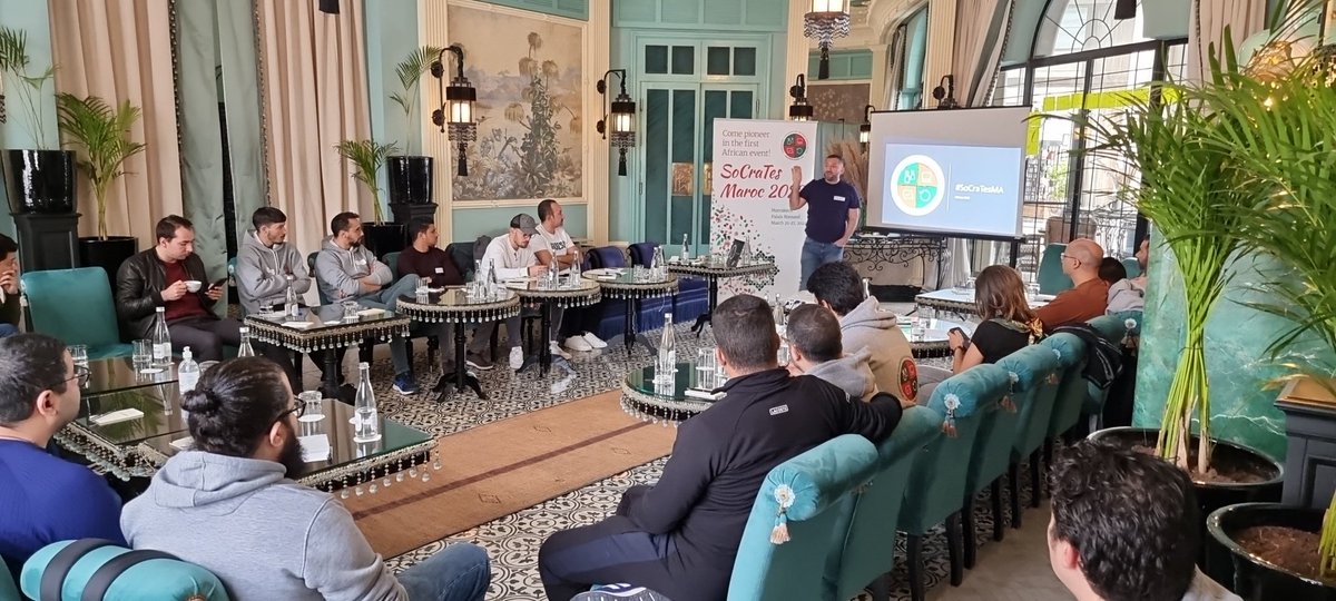 Marketplace warming up #socratesma