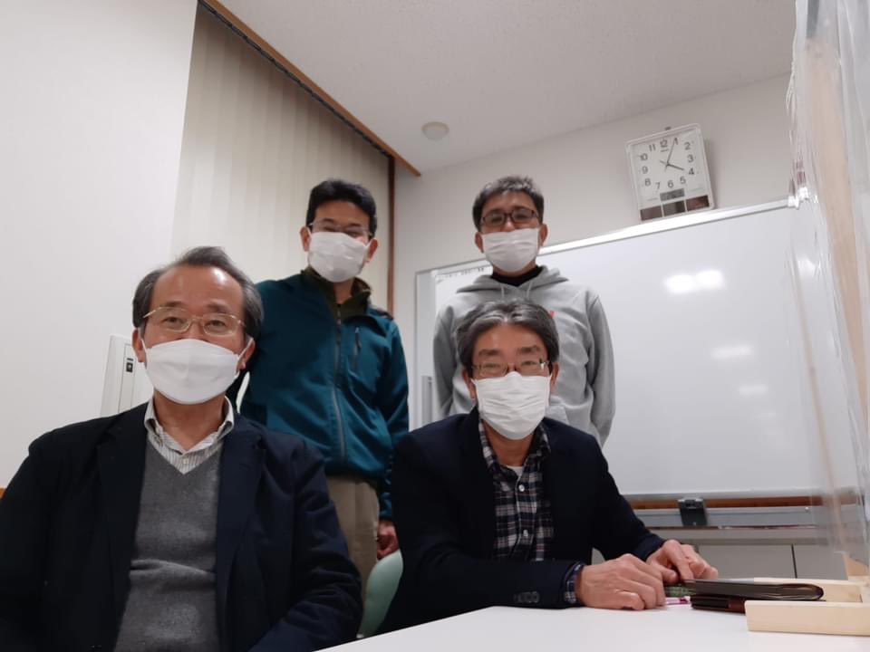 WajimaAnjo's tweet photo. 本日午後は、わじま・あんじょう友の会、打ち合わせを実施

令和4年度総会を6月に実施する方向で会場選定、案内文書発送時期、白米千枚田での活動予定、さらに会報制作スケジュールなど、議論をしました。

#白米千枚田
#安城東高校
#安城東高校同窓会
#草刈り修学旅行
#わじまあんじょう友の会 https://t.co/YSBXaG7srw
