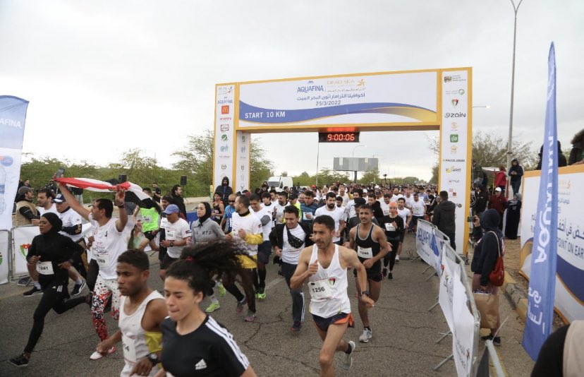 FirasbinRaad's tweet image. سباق اكوافينا التراماراثون البحر الميت في الأمس ، حدث سنوي يستقطب محبي الرياضة من مختلف الأعمار والدول ، ونفخر به ! @RunJoOfficial @Aquafina