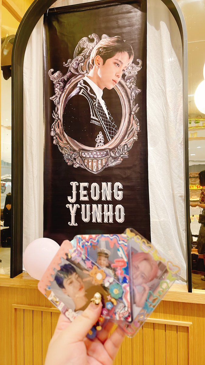 pikbee's tweet photo. YunHwa cupsleeve event with YunSanHwa 💕💕💕
Thanks everyone who buy PC & toploader with me😍
#SweetConnectionInMY https://t.co/zLDAxZpE3Z