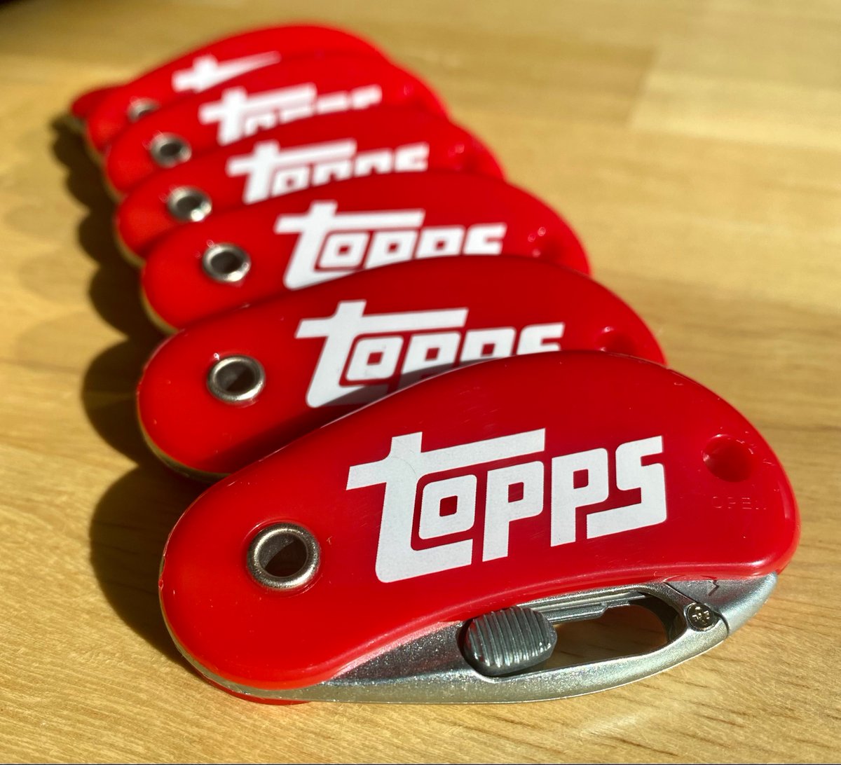✨ GIVEAWAY ✨

You asked for it &amp; finally, here it is... a Topps box cutter giveaway! 😁

To enter for your chance to win, comment below with your favorite card that Jeter pulled from 1993 Topps in our latest RIPPING PACKS episode: youtu.be/gEeP1XpBWFY

(Winners chosen 3/28)