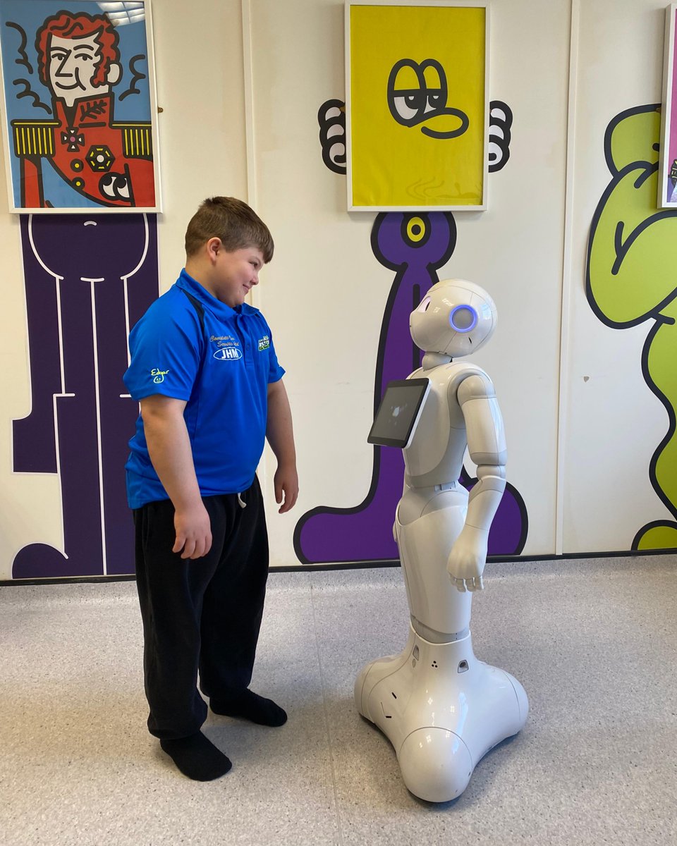 NHSEngland's tweet photo. 'Pepper is my favourite because it can play the saxophone and is really funny. I also liked MiRo’s squishy ears!'
 
Brandon visits @SheffChildrens every two weeks and is part of a pilot to see how social robots can reduce children's anxiety in hospitals. https://t.co/8sk4FidAXH https://t.co/ZbstKJAvCC
