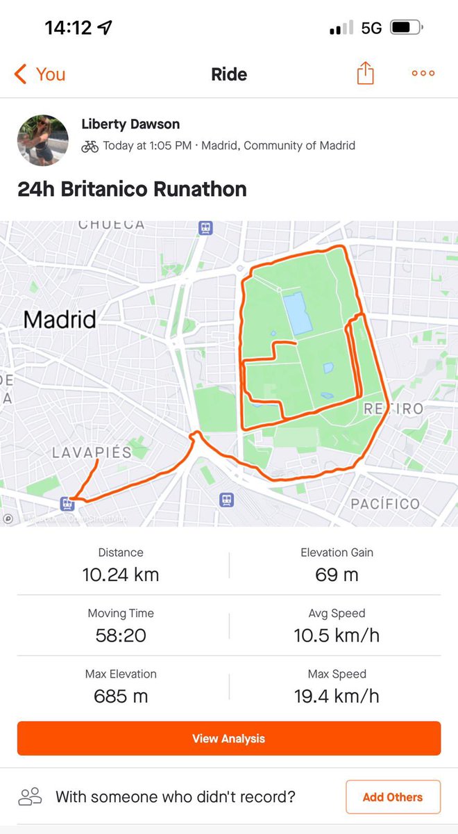 futbolclubbrit's tweet photo. 2️⃣0️⃣ Completing the twentieth leg of the 24-hour Runathon, @LibertyDawson gets in a couple of laps of Parque Retiro and heads to Lavapies to pass the baton to @lilleyII 🤝 

#VamosBritanicos https://t.co/jQ1JKNf3Ud