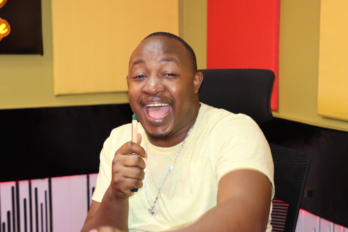 MoRadioKE's tweet photo. Catch a vibe & tune into the MO Beat with @TaylorEightySix & @djgascoigne254 from 2pm to 6PM as we talk Soccer, Music and Trending topics.
#MObeat https://t.co/v24lWoXvYj