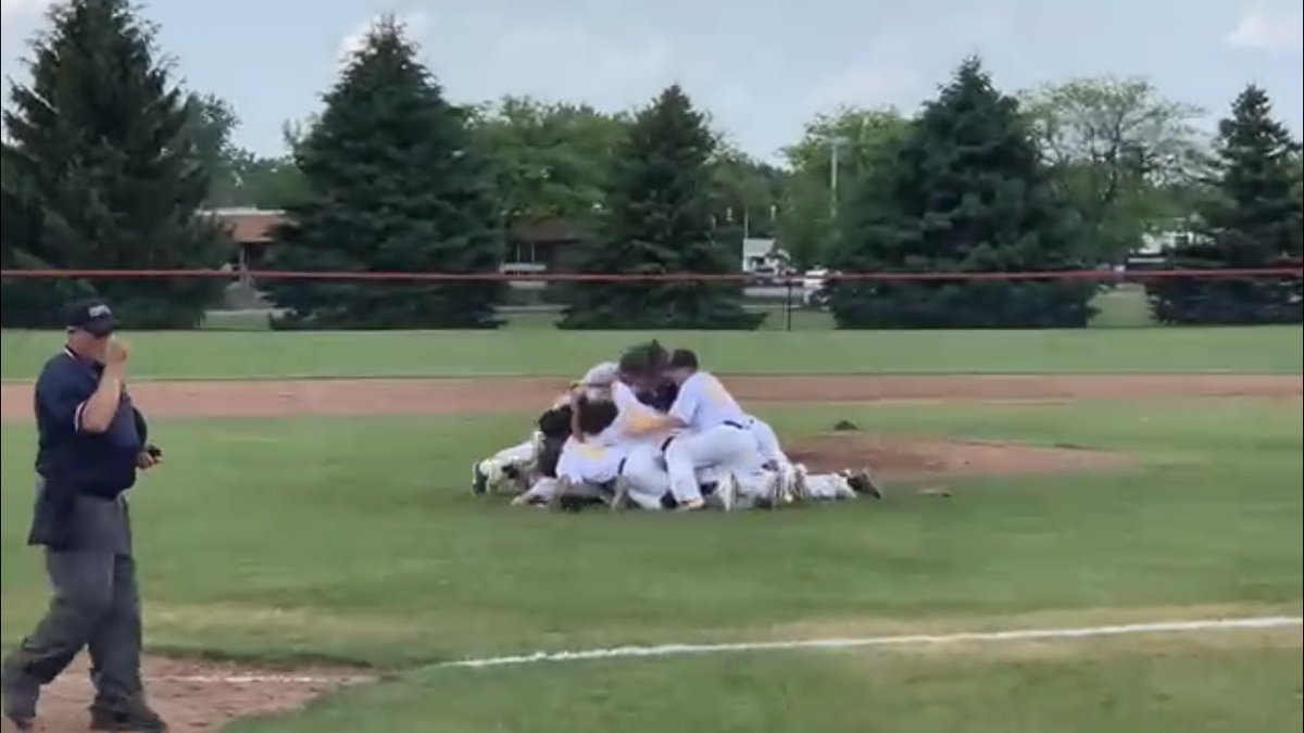 11 more days til we defend the metro chip!! <a href="/MartiansNation/">Goodrich Martians Nation!</a> <a href="/AdGoodrich/">Goodrich AD</a>