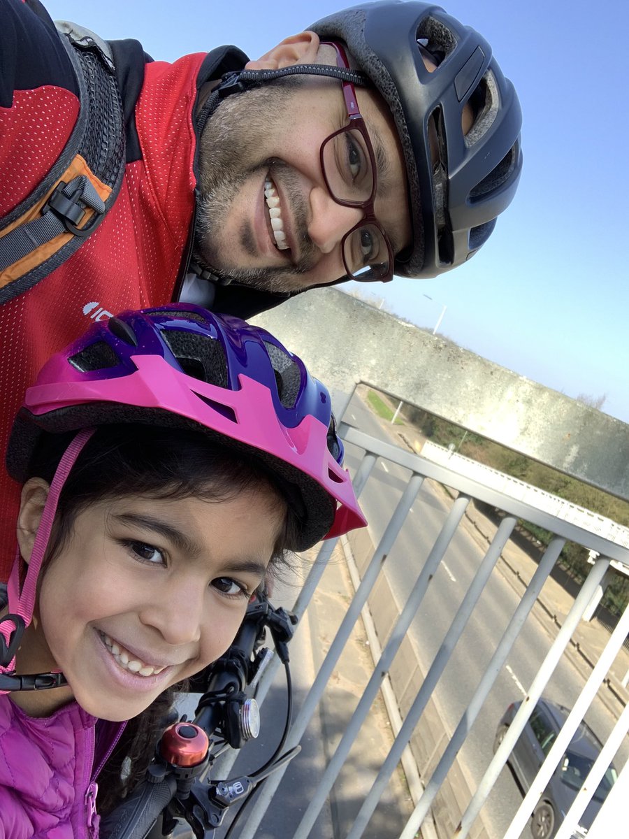 dipansays's tweet photo. @NLCS_JuniorSch Beautiful day to cycle to school https://t.co/3KB2VnX9FZ
