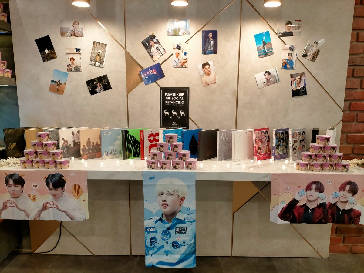melodydeena's tweet photo. Late post. My first Pentagon cupsleeve. Thank you for the event 😊
#SpringWithYou #JinHongGu #PENTAGON #펜타곤 https://t.co/0QUWCdT47t
