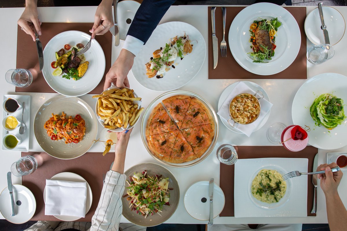 MarhabaQatar's tweet photo. Your last #brunch views next #weekend 😍
Where: CUT in @Mondrian_Doha
📲 WhatsApp+974 5050 7888 for reservations
#CUTDoha #MondrianDoha #MarhabaQatar https://t.co/JRgVWF9lkd