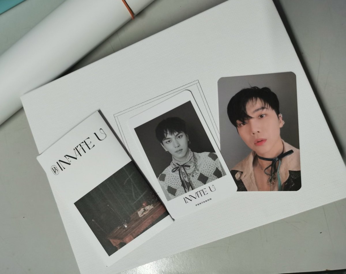 WanZarifah25's tweet photo. First time join Pentagon event and I got myself lucky to pull the album and poster 😆 💙
Thank You for organising this Cup Sleeve Event @pentagon__MY #SpringWithYou #ForJinhonggu @CUBE_PTG https://t.co/bOJFbFAkgI