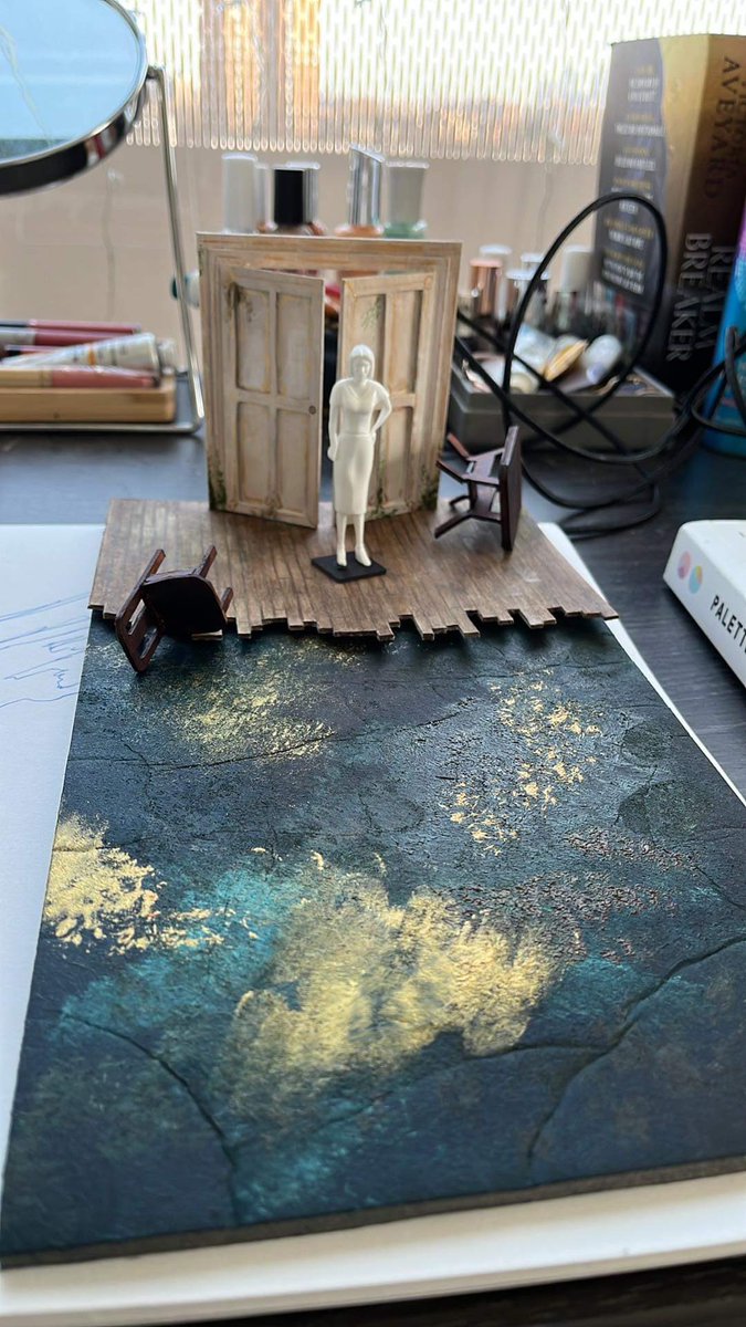 lherbertdesign's tweet photo. Just a little modelmaking For your Saturday consideration https://t.co/khhCow8Asm