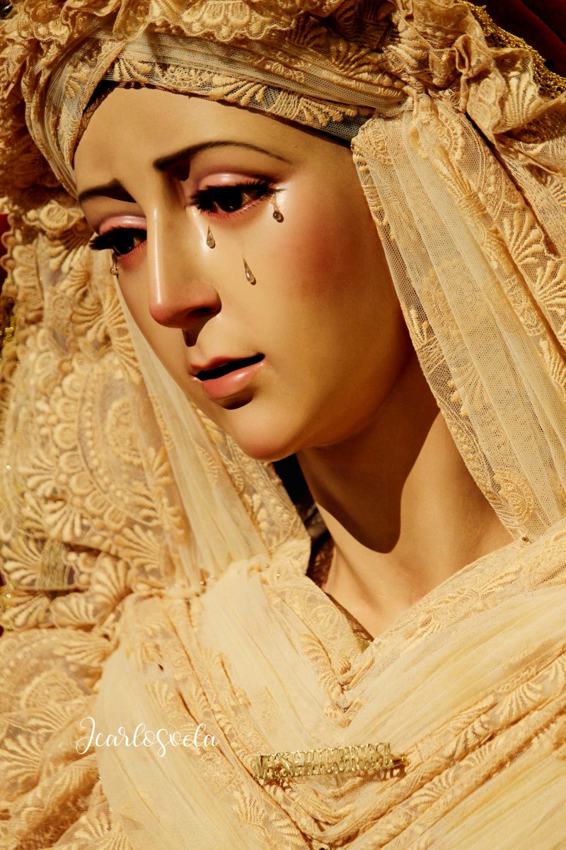 misericordiacrl's tweet photo. Hoy último día del triduo a la Santísima Virgen de la Misericordia a las 20h en San Pedro. Al término de la misma se realizará la jura de reglas e imposición de medallas a los nuevos hermanos. https://t.co/jcEbHFrG1v