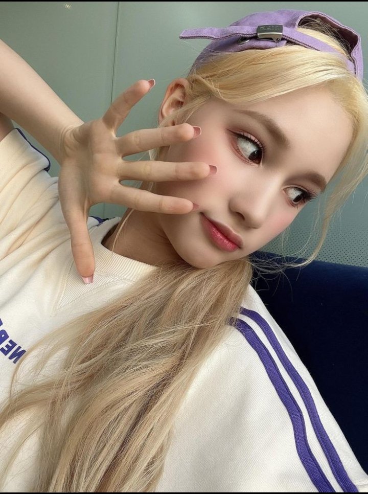eu_clevery's tweet photo. Hello everyone, Good Afternoon!! Are y'all ready later? https://t.co/YVkOfI2YDl