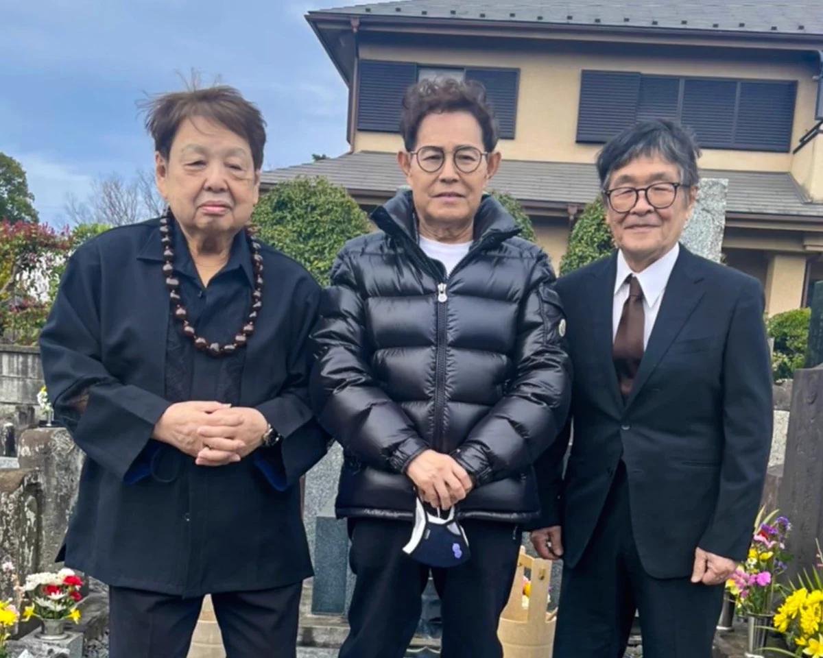 ドリフターズはやはり神的存在だった…三人そろって行った墓参りの写真が話題に！