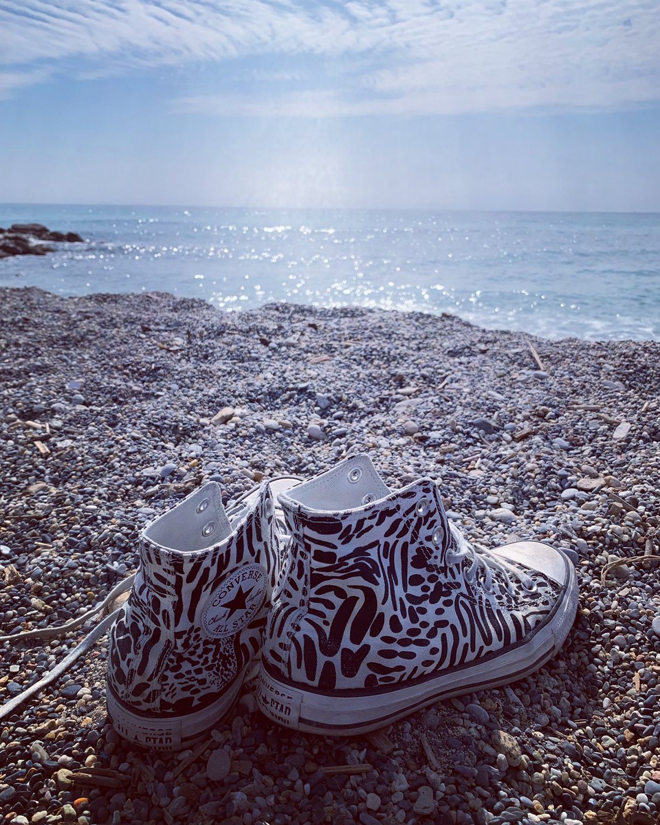 #lifeisbetteratthebeach @Converse