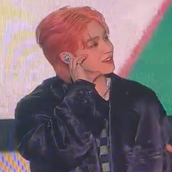 domcheol's tweet photo. seungcheol’s coupranghae i adore so much https://t.co/QqdUn74jp3