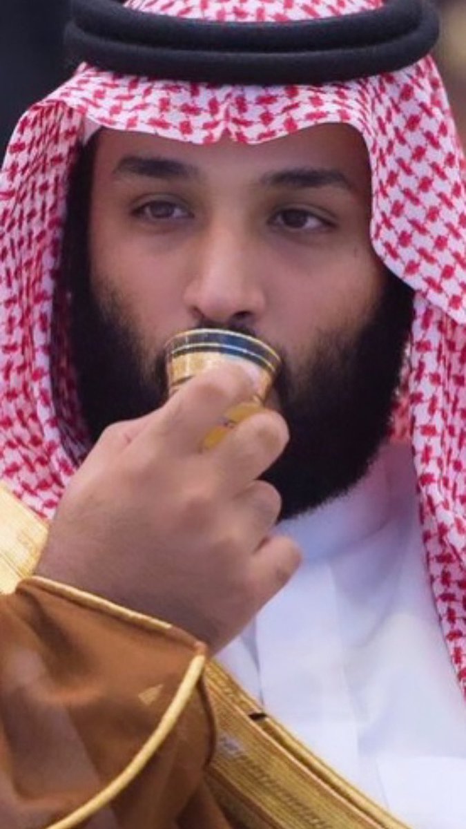 Dimah_AlRasheed's tweet photo. هجَدهم فوق مزويّة جناح وخشمها المسواك
على ما قيل نوع من "الحوار" وضمن اساليبه 🇸🇦 https://t.co/HWzfi3UPuZ