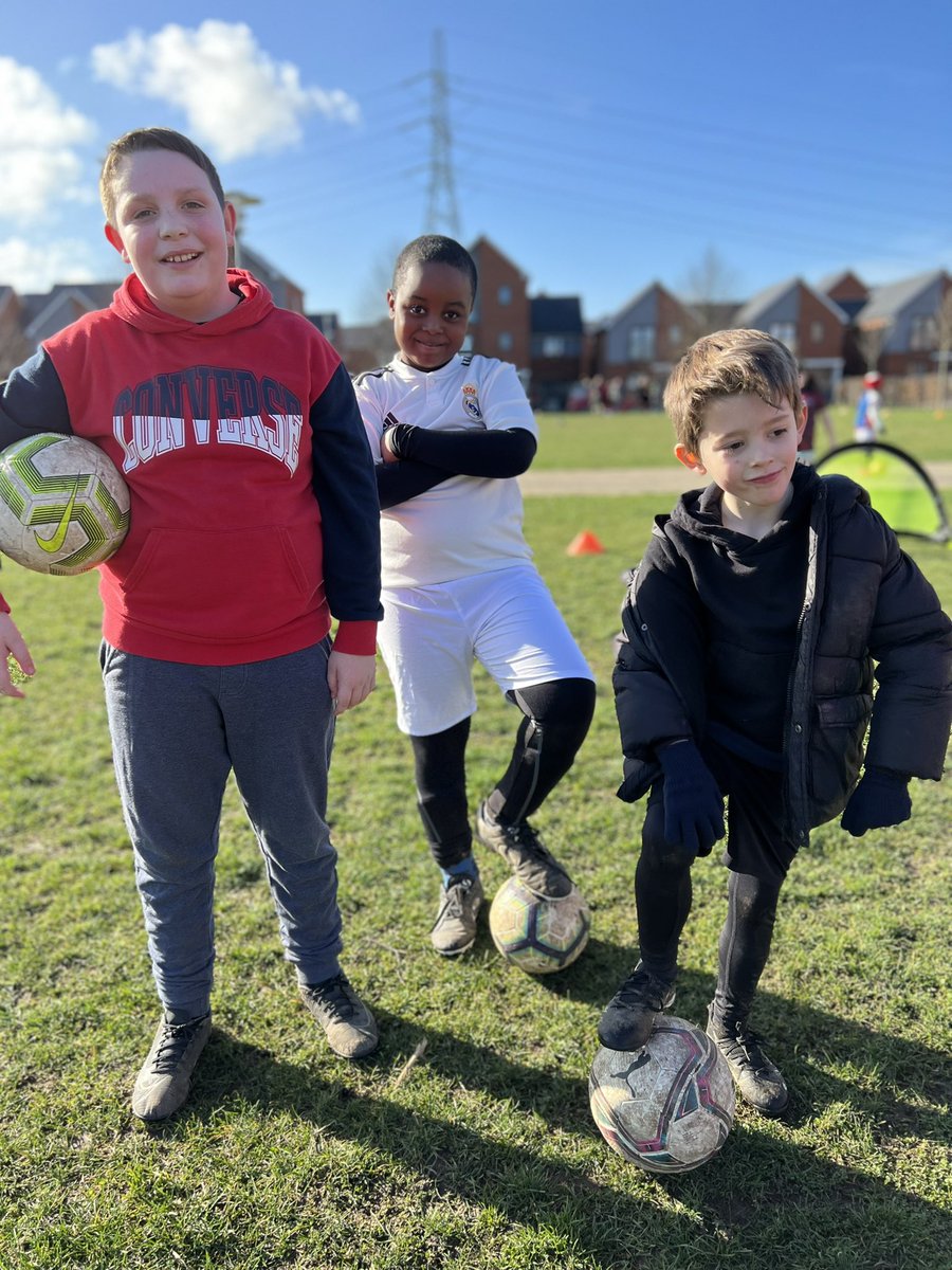 Soccer School this morning is the ☀️ Every Saturday Morning 9.30am - 11 in Northfleet. 

➡️ Development
➡️ Progress 
➡️ Enjoyment 

kickup-sports.class4kids.co.uk