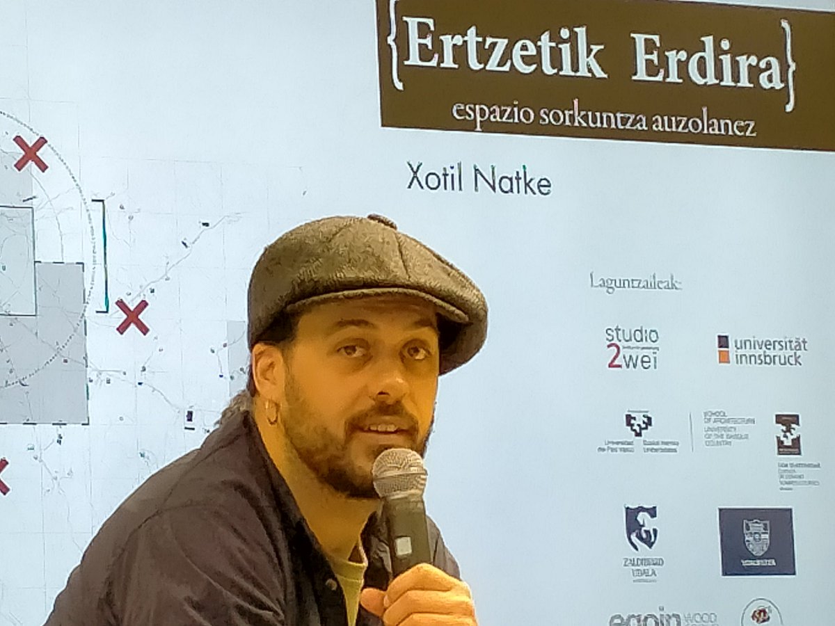 [ESPERIENTZIAK]

Xotil Natke (<a href="/xnatke/">Xotil Natke</a>) - Zaldibiako {Ertzetik Erdira} prozesua:
"Diseinuaren eta jakintzaren boterea apurtzeko emantzipazioa ezinbestekoa da. Alegia, jakintzaren kolektibizazioa."

#HerriAntolamendua #oinherri #HerriHezitzailea #baztan #esperientziak