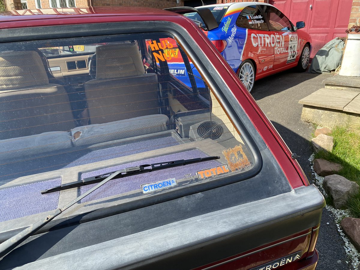 nickinnocent's tweet photo. The #Citroenvisa seems to have collected its first sticker. #HubNut https://t.co/P5qsJfJkUo