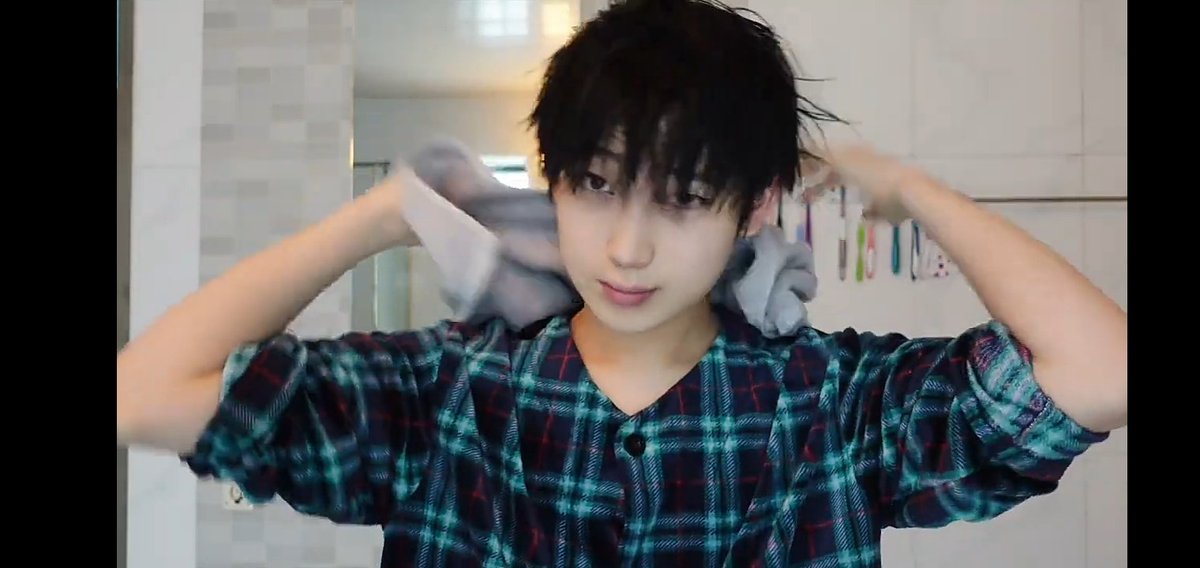 chi_9902's tweet photo. #SUNOO how to explain this asksksksk https://t.co/ttHmnpRVsw