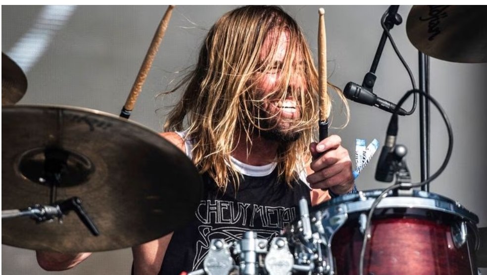 Gillian Brunton (@gdbrunton) on Twitter photo RIP Oliver Taylor Hawkins. Glad I got to see you in Belfast. The music world is sadly a little quieter today and missing that smile. 😢
<a href="/foofighters/">Foo Fighters</a> #TaylorHawkins RIP Oliver Taylor Hawkins. Glad I got to see you in Belfast. The music world is sadly a little quieter today and missing that smile. 😢
<a href="/foofighters/">Foo Fighters</a> #TaylorHawkins