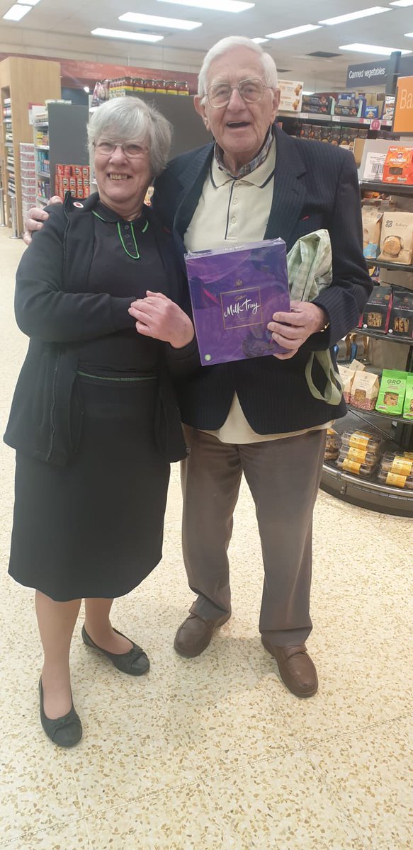 Laura Frearson tweet media