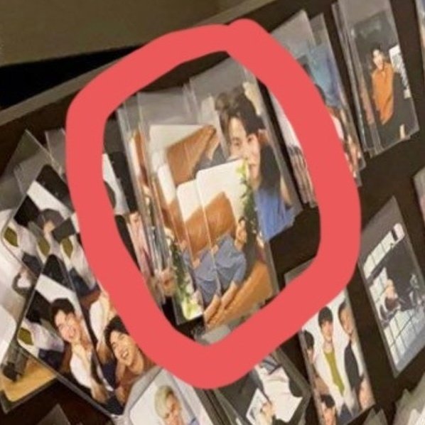 hazardisacat's tweet photo. Want to buy gulf photocard from tharntype fm. please dm me i really want it😭😭😭😭😢☹☹

Ps: pict cr to owner
#ตลาดนัดหวานใจ #ตลาดนัดหวานใจมิวกลัฟ #ตลาดนัดมิวกลัฟ https://t.co/9VFe4n0V7j