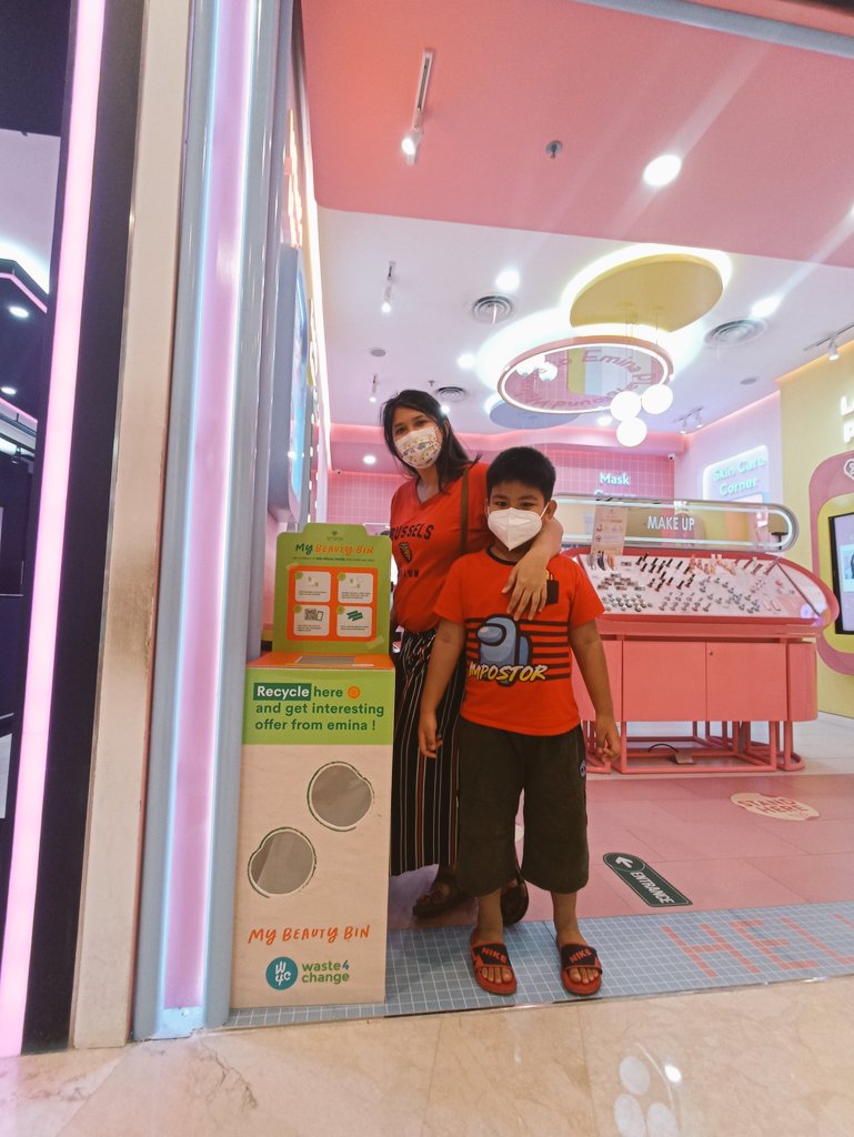febrisekar's tweet photo. Sustain Journey untuk lebih peduli terhadap lingkungan emang harus dimulai dari hal yang kecil, sekarang gwpun mulai beralih ke produk yang ramah lingkungan seperti natural pal #palfromnature langkah kecil kita, besar untuk lingkungan https://t.co/10HzlNWSVh