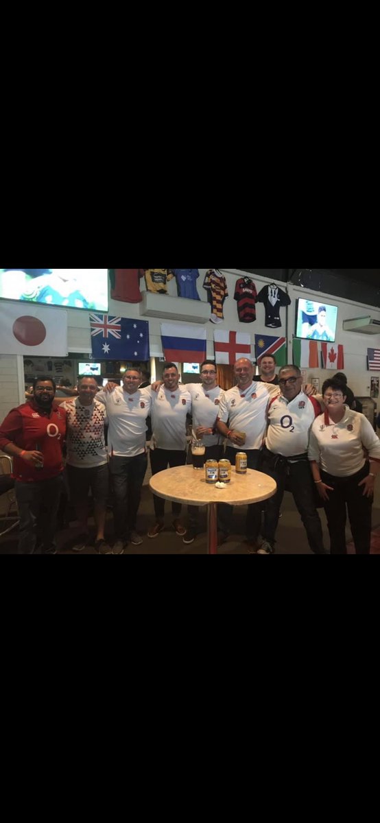 mickskehan's tweet photo. #ADayinUnion what do I love about #Rugby the friends I have made, the memories, the excitement, the humour, the friendship, the fun, the occasions in the past and the future ones yet to happen #SeaofBlue #StrongerasFive 💙💙💙 💛💛💚 #imthePhotoBomber https://t.co/sFIy5x14gd