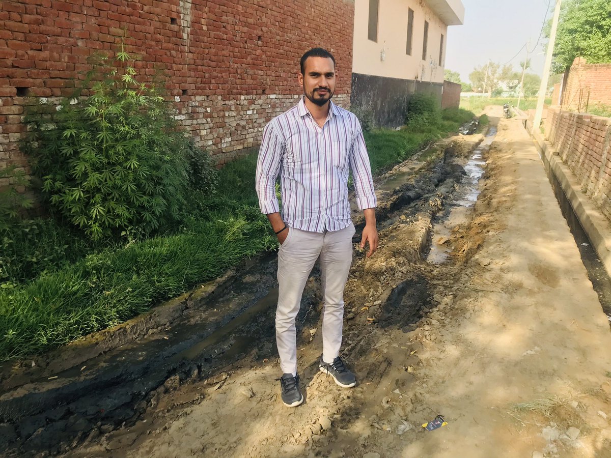 akhilmursan's tweet image. हाथरस बॉर्डर से लगा हुआ गाँव असरोई लगभग 4000 वोटिंग का गाँव ओर यह गाँव का मुख्य बाईपास है,रास्ते की वजह से गाँव वाले मानसिक रूप से पीड़ित हैं,साहब @Dm_Aligarh कृपया मामला संज्ञान में लीजिए ओर कार्यवाही करिये ! @myogioffice @Jatassociation