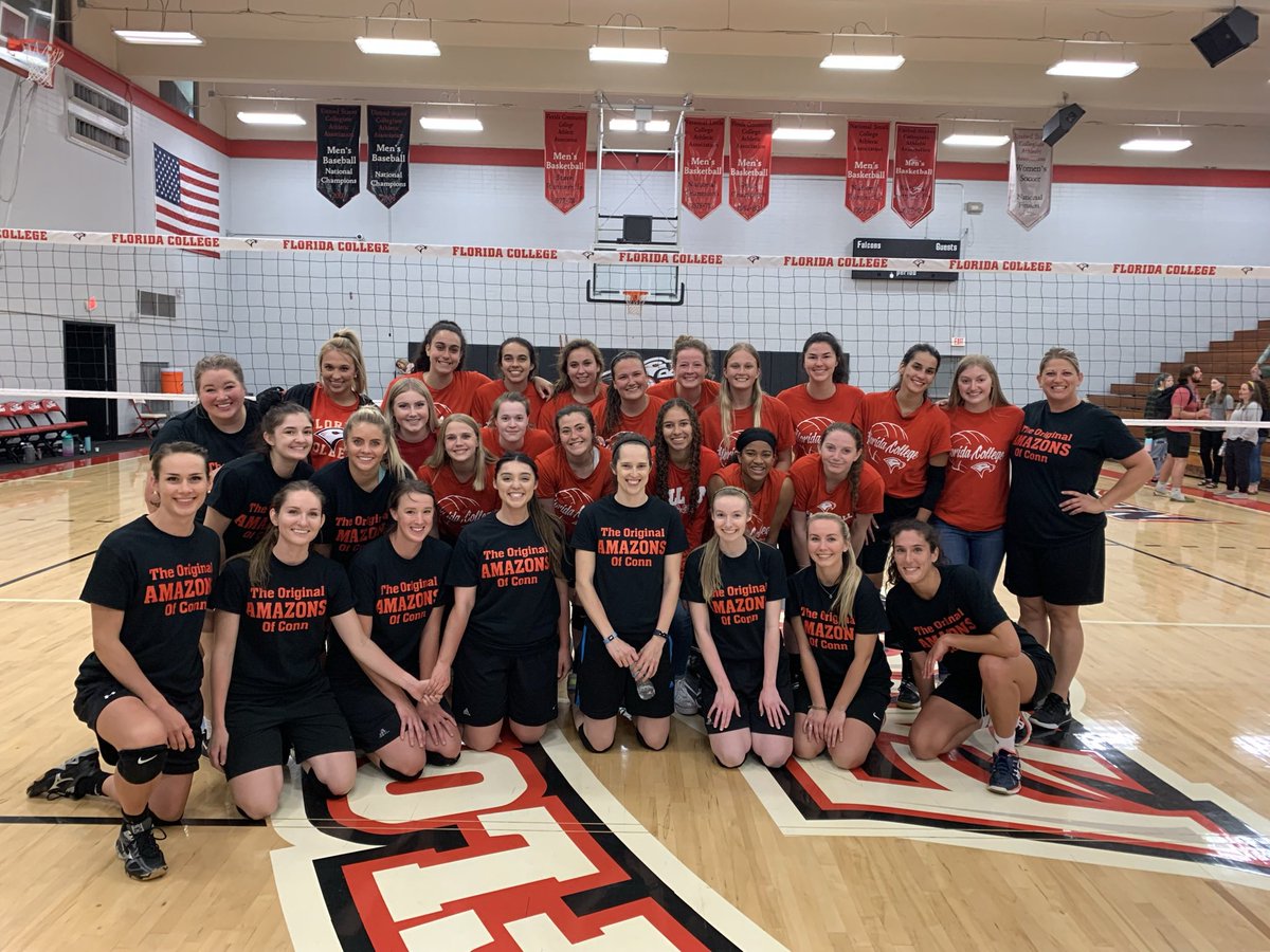 What a fun alumni v current player night! #wearefc #onceafalconalwaysafalcon <a href="/FC_Athletics_/">Florida College Athletics</a>  <a href="/floridacollege/">Florida College</a>
