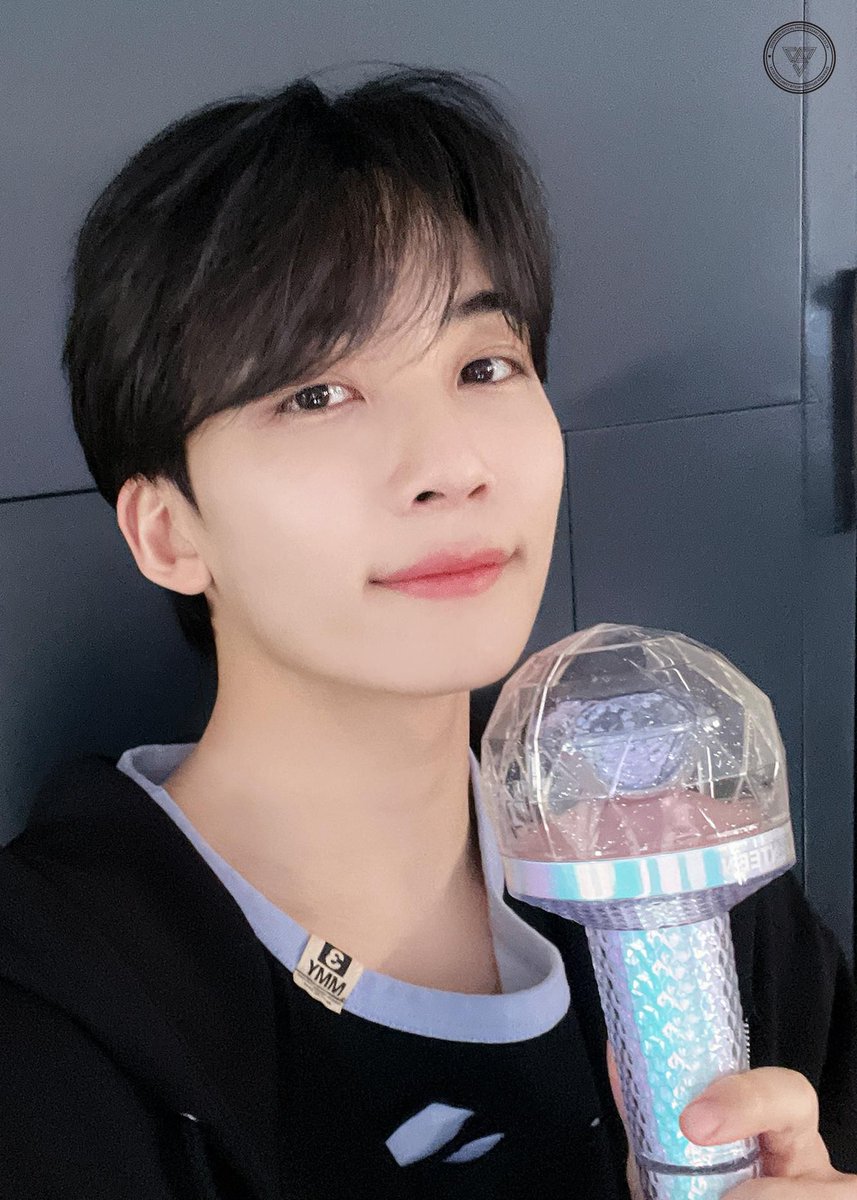 SVT_FancafeKR's tweet photo. [17contact] 2022 SVT 6TH FAN MEETING <SEVENTEEN in CARAT LAND> 'CARAT ZONE' - DAY 2

 #SVTinCARATLAND  #세븐틴 #SCOUPS #에스쿱스 #JEONGHAN #정한 #JOSHUA #조슈아 https://t.co/ZJoh2YeNEb