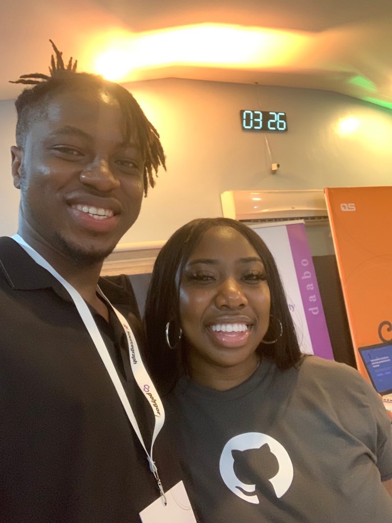 abena_praba's tweet image. Let’s talk all things @github at @GitHubEducation booth! 💥👩🏾💻 @oscafrica we have swag too! 🙆🏾♀️ #GitHubxOSCA #OSCAFest22 @yomaokobiah @__okanlawon