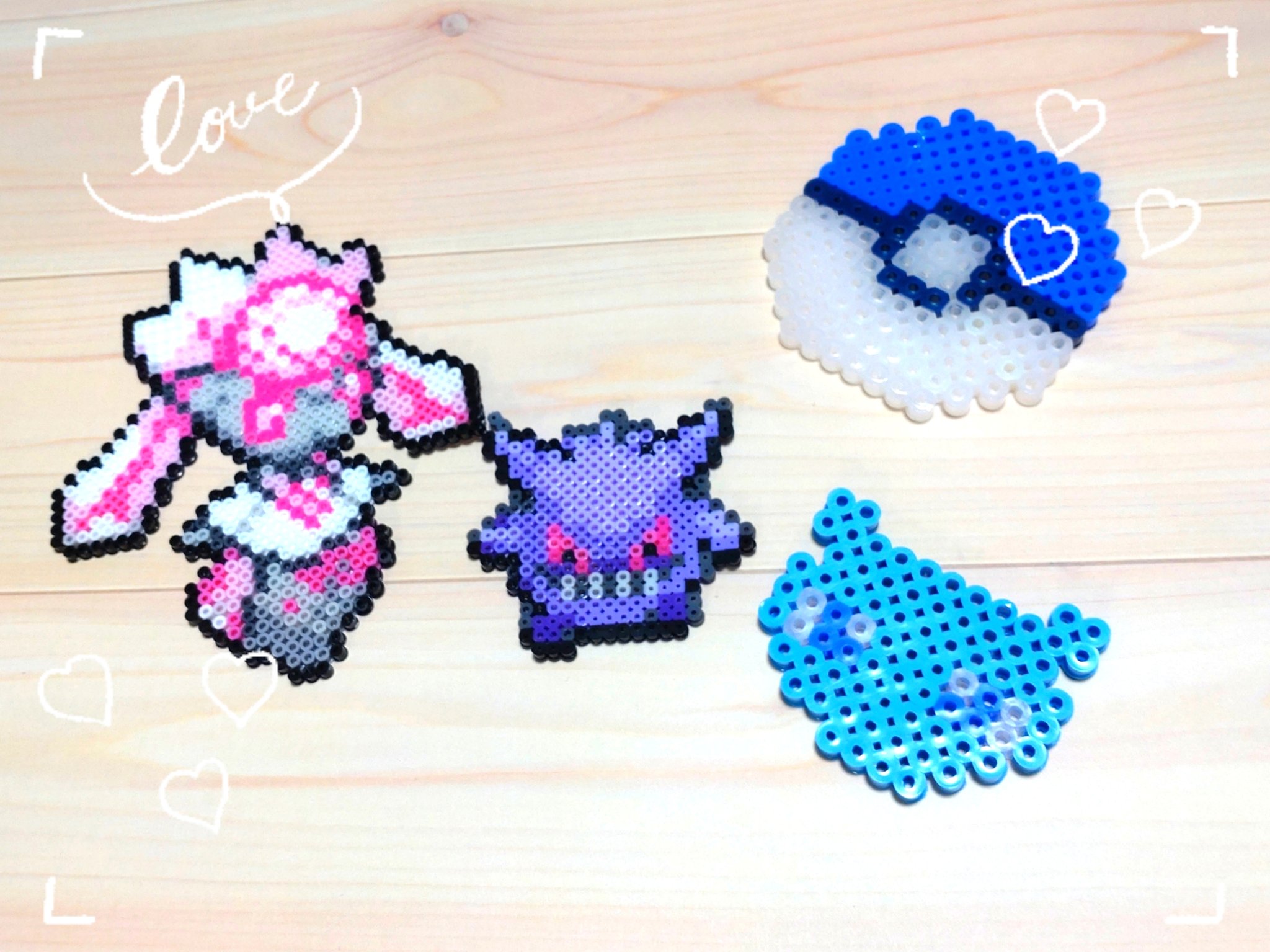 ミミック 今日下の子と作った成果たち 子はパーラービーズキラピカセットのポケモンのレシピ で 私はなやここさん Nayakoko Game のレシピをお借りして ディアンシー可愛すぎてアイロン失敗したけど全然気にならないwゲンガーもまん丸で可愛い