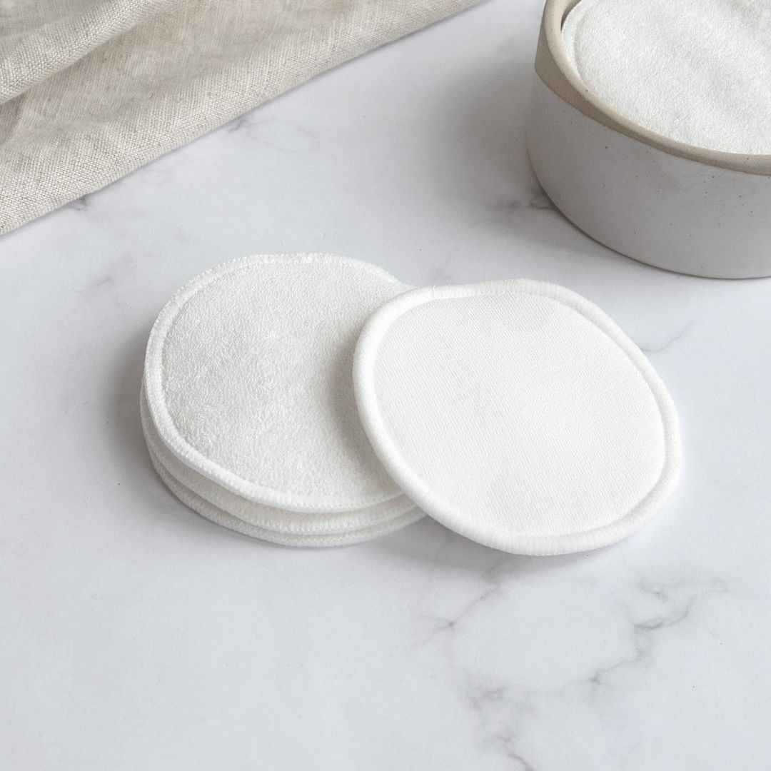 TreeClicks's tweet image. Can you imagine if everyone would switch from disposable to reusable cotton pads? A change that is so easy but can make such a big difference! 🌍⁠ treeclicks.com
⁠
Picture by @north.ecostore⁠
⁠
#zerowaste #sustainability