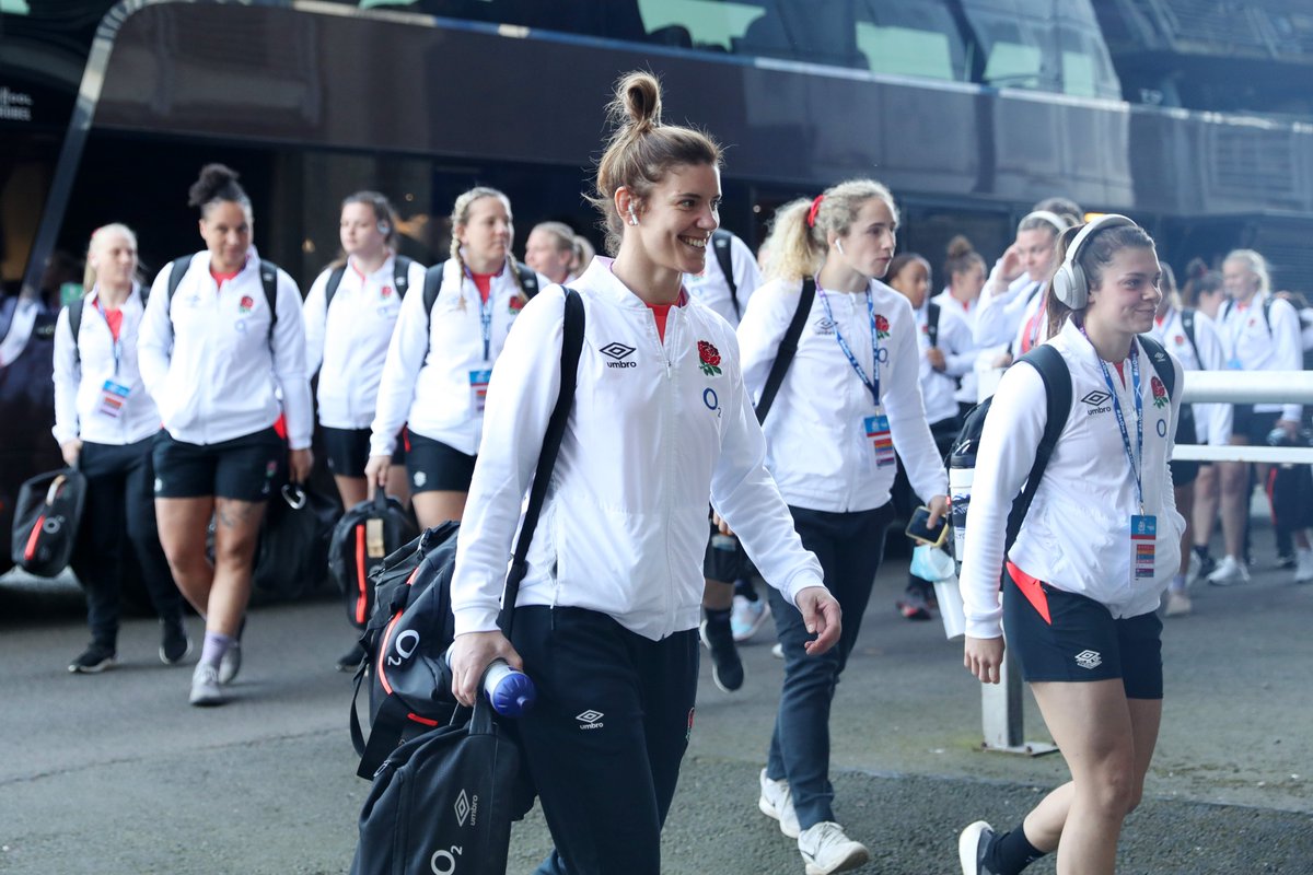 The #RedRoses are in the building 🌹

#SCOvENG