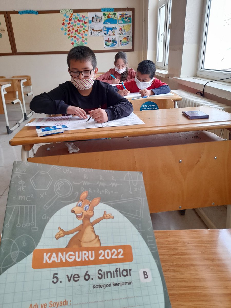 GokcilZeynep's tweet photo. Taşkapı Ortaokulu olarak 90 a yakın ülkede gerçekleşen Uluslararası Kanguru Matematik Yarışmasına katılım sağladık. Katılan öğrencilerimize sertifika ve hediye oyunlarını verdik. İlgilenen tüm öğrencilerimize teşekkür ederiz.
@MathKanguru
@taskapiokulu 
@Eskil_MEM https://t.co/Ik4wA0EvuD