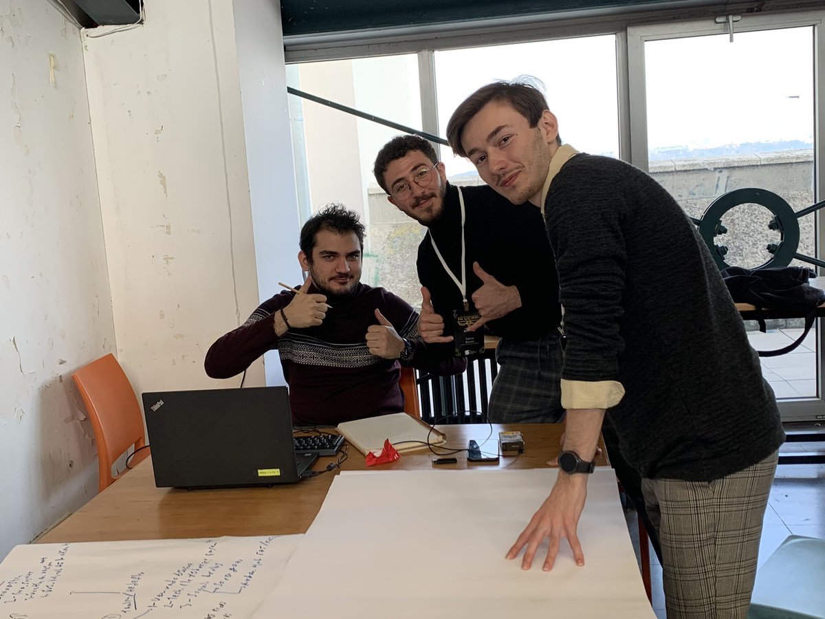 Takımlarımız 14.UçArı’nın ikinci gününde IFS sponsorluğunda yarışmanın üçüncü vakasını çözmek için bir araya geldi! Takımlarımız sorularını sorarak sunumlarını hazırlamaya devam ederken en iyi çözüme ulaşan takımı heyecanla bekliyoruz!