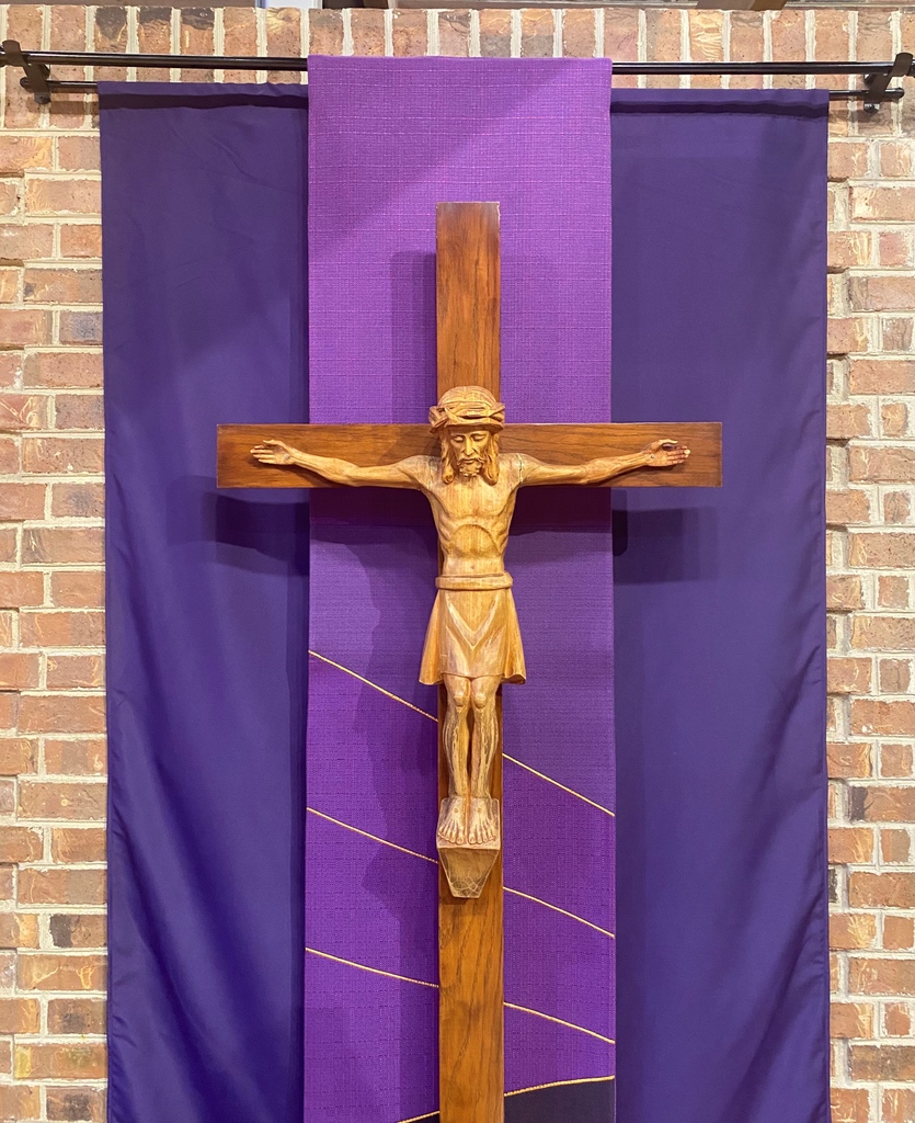 Have you had a chance to go to Confession recently? Join us for an Evening of Reconciliation on Monday, March 28 from 4:30 - 5:30pm and 6:30 - 8pm. Priests will hear confessions in both English and Spanish. Guides are available in the pamphlet rack!