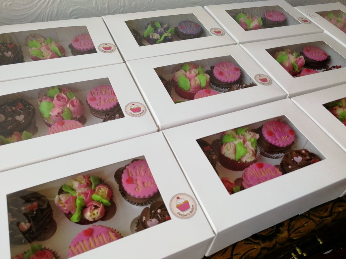 Lining up the first boxes for today's collections 🧁.
Thanks to everyone who has ordered cupcakes and afternoon teas this weekend. Hope you all have a lovely Mother's Day weekend 😄
#joejoesbakes #smallbussinessleicestershire #leicestershirebaker #leicesterbaker #leicester