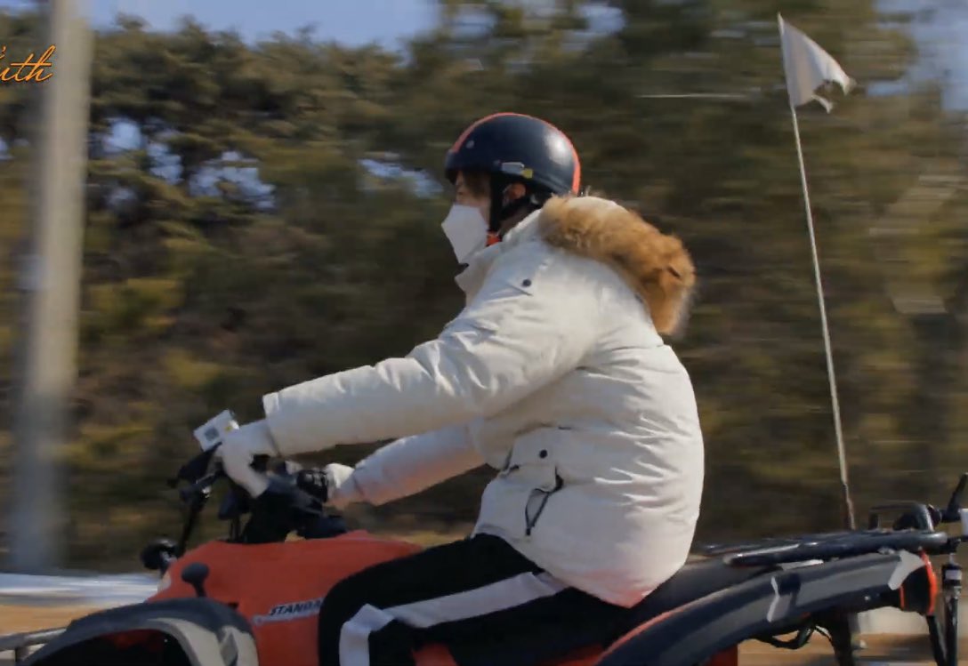 วู้วว สุดหล่อไปไหนจ้ะขอซ้อนท้ายไปด้วยคนน