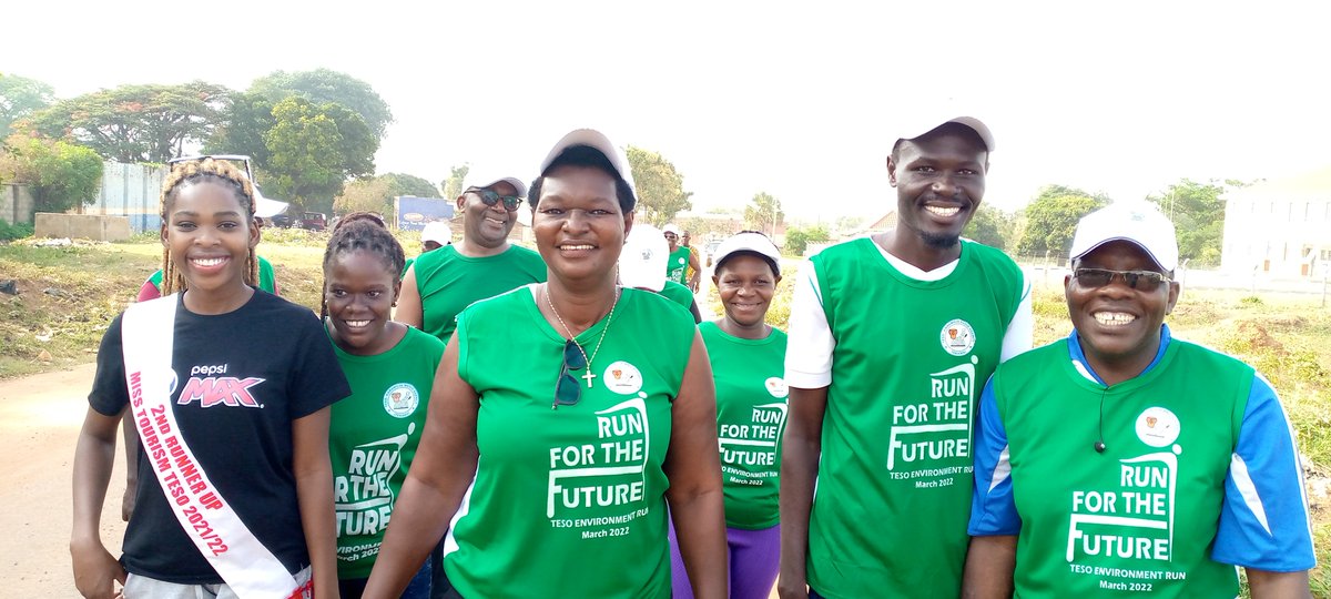 juliusesegu's tweet photo. # Teso Environment Run 2022 in pictures as State Minister for Fisheries,also Woman Member of Parliament for Serere District, Hon Hellen Adoa Abeku officiated as Chief Guest/Runner at the event.........All proceeds go into panting/growing trees to green Teso. https://t.co/p1l425Glxi