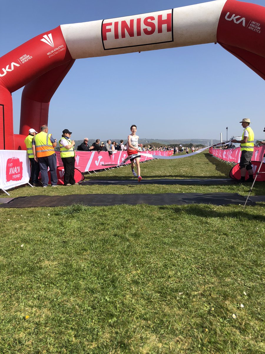 Absolutely amazing run <a href="/SySchAthletics/">SurreySchAthletics</a> <a href="/SuttonDistAC/">Sutton & District AC</a> <a href="/SchoolAthletics/">EnglishSchoolsAA</a> Alex 🥇💪🏃‍♂️💪