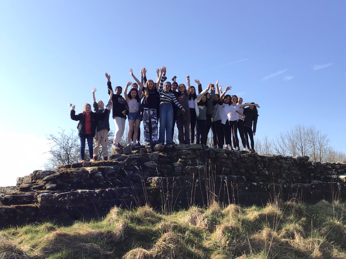 ghs_classics's tweet photo. Our first walk along Hadrian’s Wall to Birdoswald. So lucky with the weather @GHSTrips @ghs_classics https://t.co/yKce81tsNb